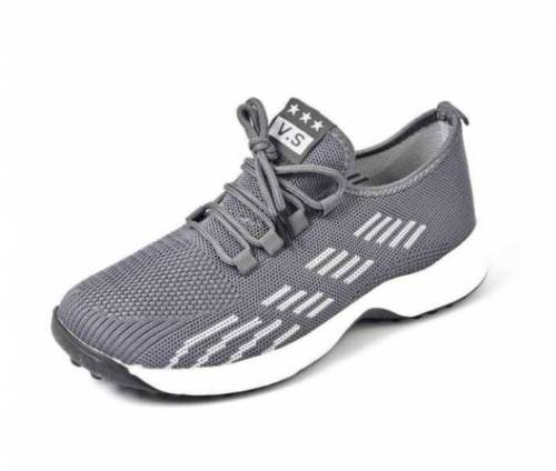 sports shoes 