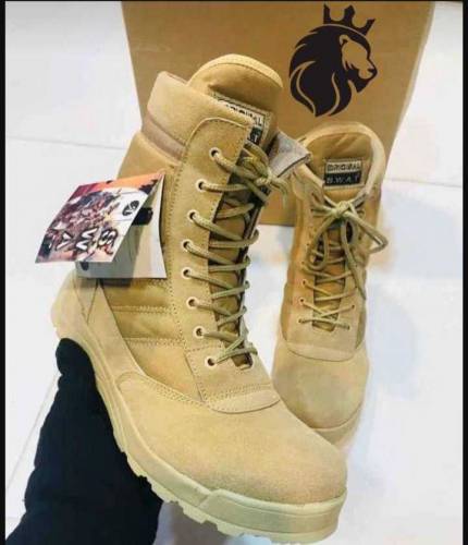 Men's long Army boots