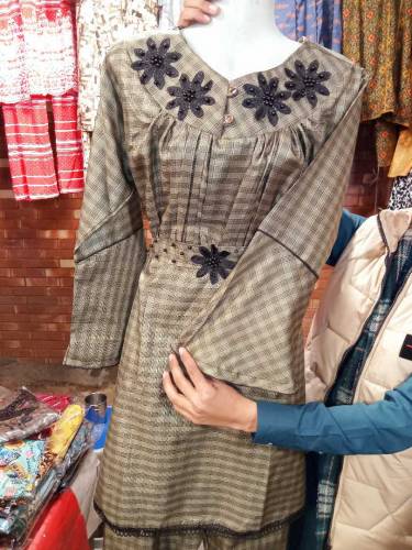 2 piece ladies Stitched 