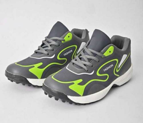 Fashion sports cricket Gripper Shoes