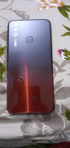 Vivo y15. 4/64. without box and charge only kit.