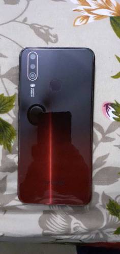 Vivo y15. 4/64. without box and charge only kit.