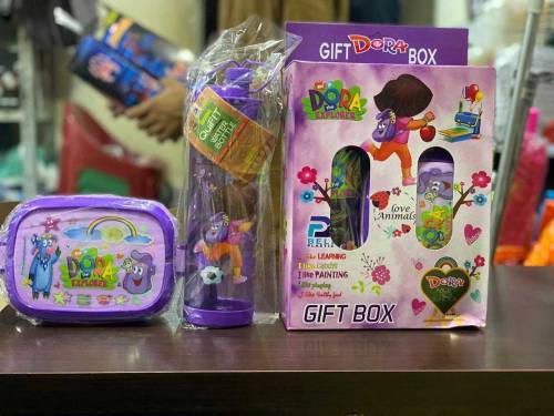 kids bottles and tyfin box