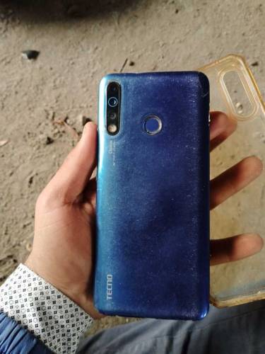 techno Camon 12 