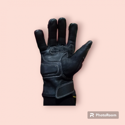 motor bike riding saftey gloves in xl size