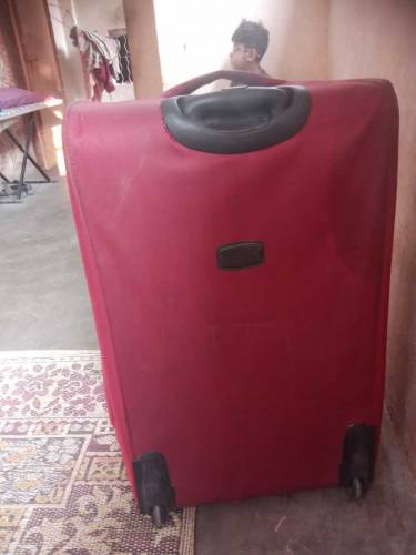 suitcase full size
