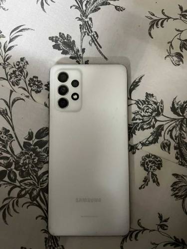 Samsung A72