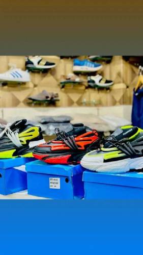 Imported Luxury Fashion Sneakers 