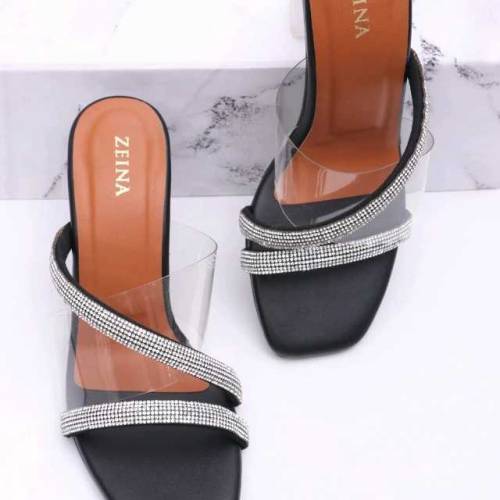 Black colour heel😍