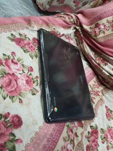Lenovo n23 Chromebook 6th gen playstore 4gb/16gb