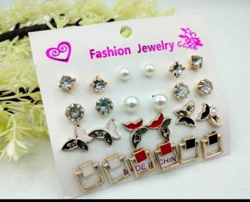 New Arrival High Quality Pack Of 12 Beautiful Studs For Women/Girl