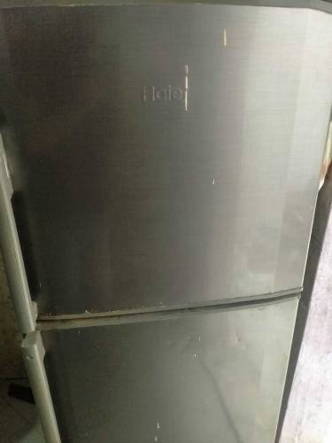 haier fridge n 1 ton split ac for sell