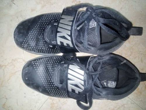 Nike used shoes 