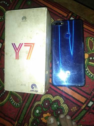 Huawei y7