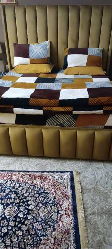 BEDROOM SET