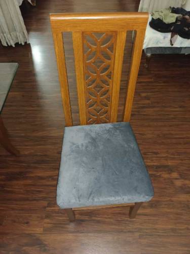 6 Chair Dinning Table 