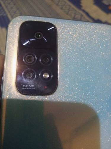 redmi note 11 8/128 with box and charger no fult 10 by 10 pta approved