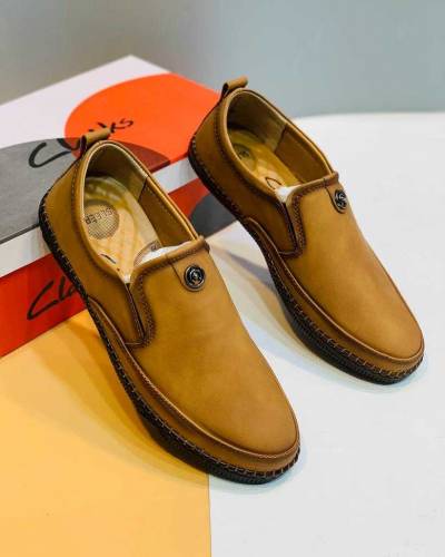  Clarks Shoes