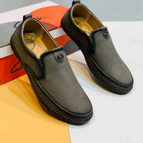  Clarks Shoes