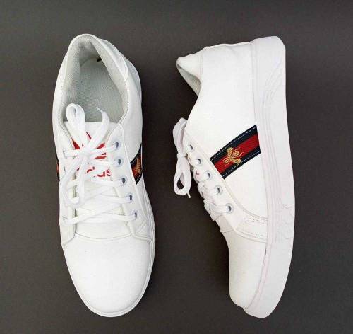 Men's sports shoe's white