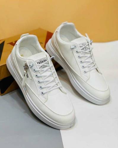 fashion sneakers 