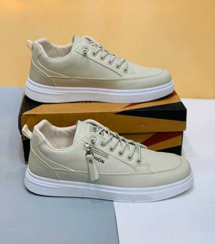 fashion sneakers 