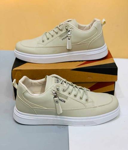 fashion sneakers 