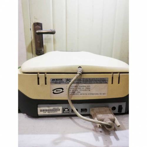 Microtek ScanMaker 6800 / 4800 x 2400 / 48-Bit / FireWire/ Flatbed 