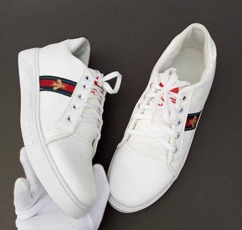 Man's Sports Shoes - contect WhatsApp (03145156658) 