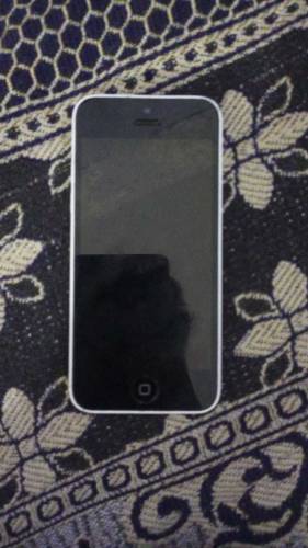 iphone 5c non pta urgent sale 6000