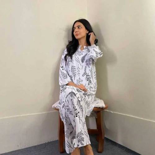 2 PCs woman stiched linen printed suit 