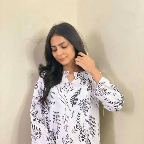 2 PCs woman stiched linen printed suit 