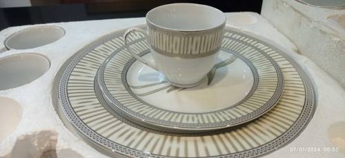 24 Piece Ceramic Tea Set