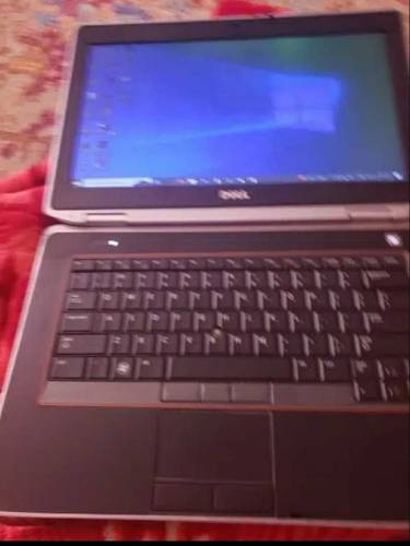 dell laptop intel rhd 3000 graphics card