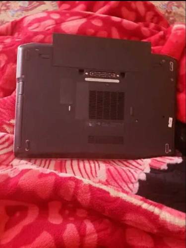 dell laptop intel rhd 3000 graphics card