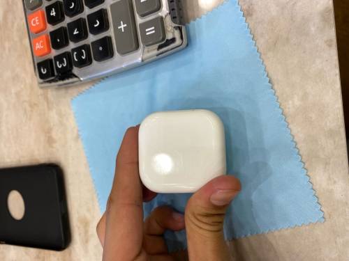 apple 20 watt adapter