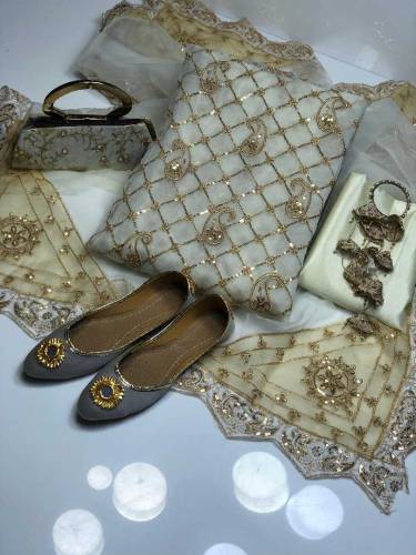 _*Hot Selling Dress*_   *Alhamdulillah New Weeding