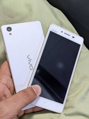 Vivo Y-51 