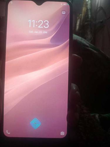 vivo s1 pro 8/128 only mobil penal cheng finger kam karta hai 