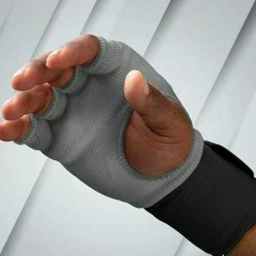 hand gloves 