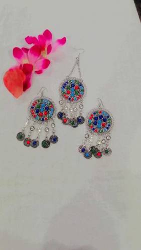 matha Patti and bindi jhumka set