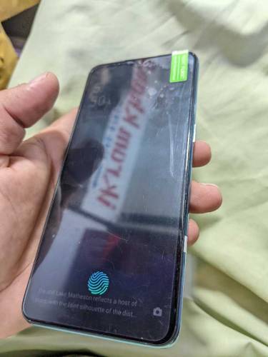 OPPO F-15 