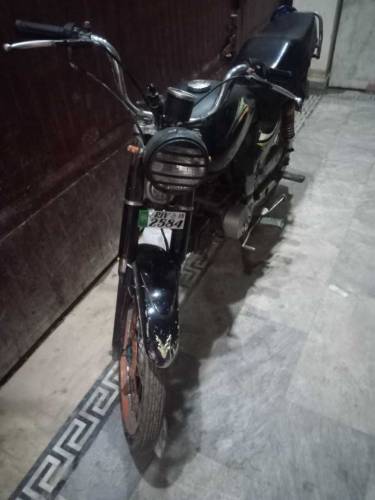 eagle100 Cc bike2018 model good condition only office use no any