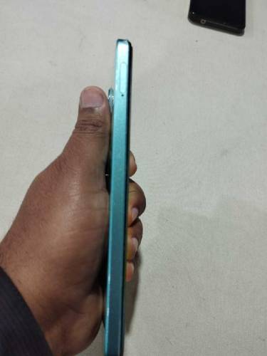 mobile ok ha just 1haft Chala ha mobile 10/10 ha or koi problem nai ha