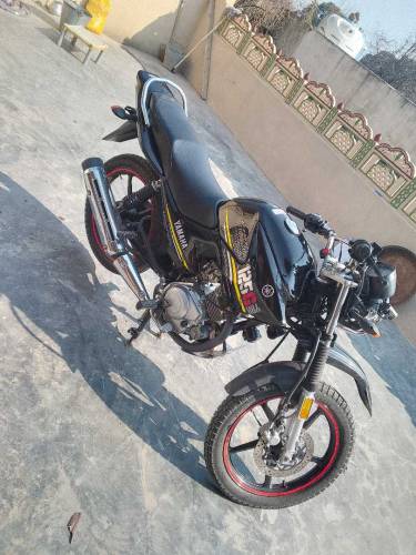 Yamaha ybr 125g 