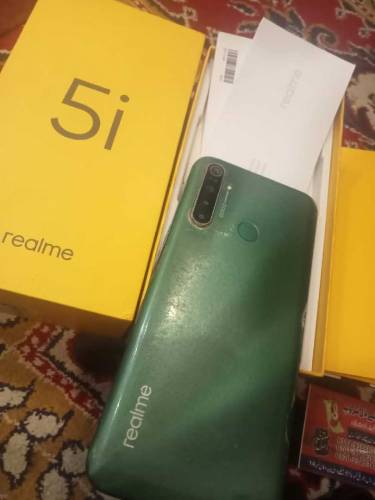Mobile Realme 5i