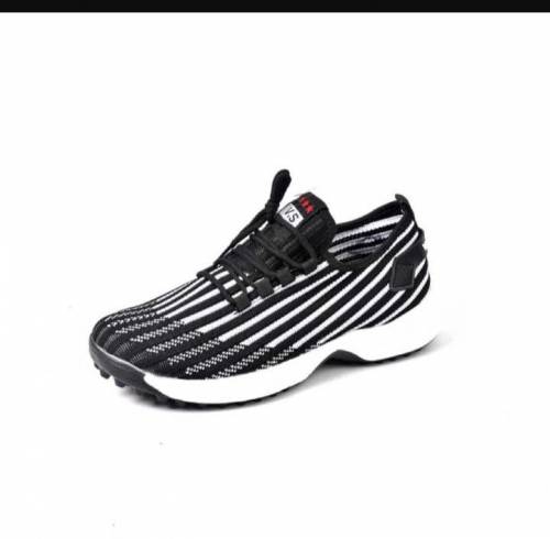 Men's athletic shoes