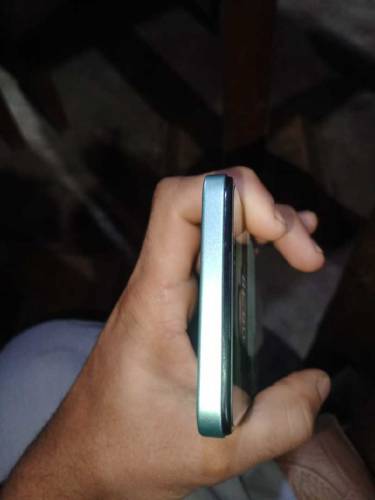 need urgent money 24 day used ha koye falt nahi ha 