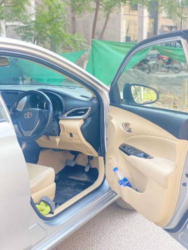 Toyota Yaris 1.3 Auto For Sale 