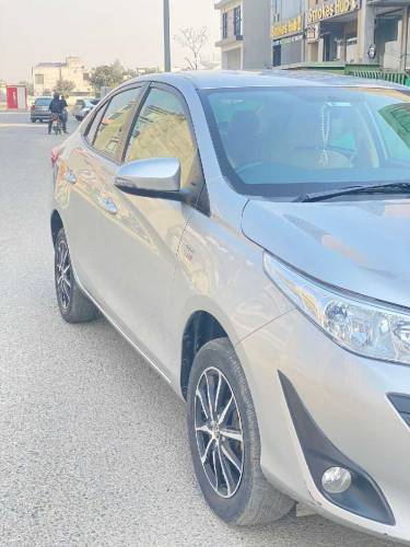 Toyota Yaris 1.3 Auto For Sale 
